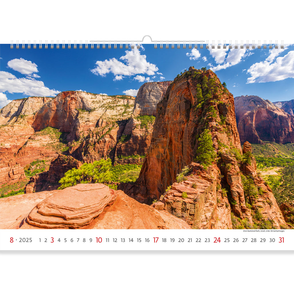 Die Aufnahme des Zion-Nationalparks in Utah, USA, in den Nationalparkkalender für 2025 ist aufgrund seiner atemberaubenden Landschaften und einzigartigen geologischen Formationen eine ausgezeichnete Wahl.